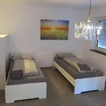 Apartament Velburger 23 *